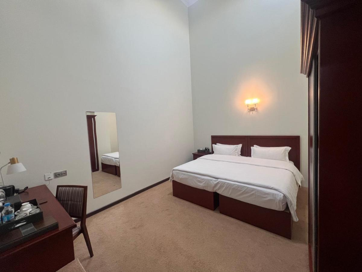 Aura Hotel ทาชเคนต์ ภายนอก รูปภาพ